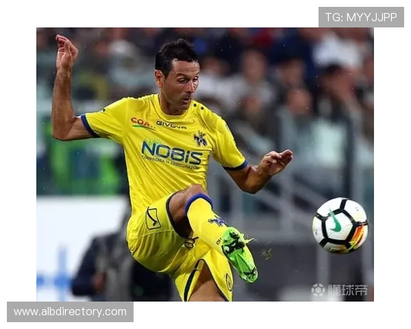 标准列日边路进攻